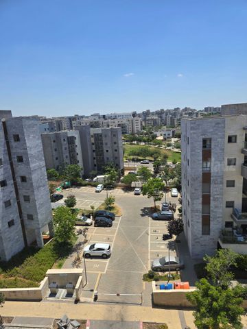 ברקת 3