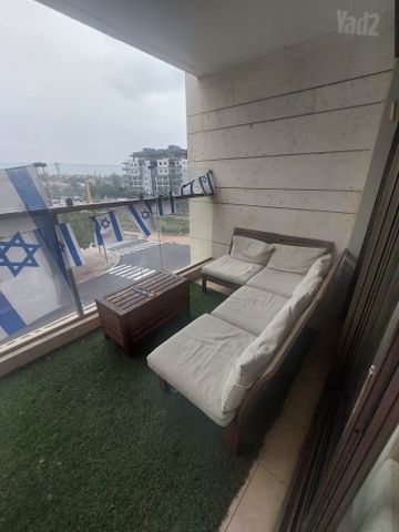 דרך אילות 1
