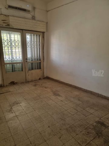 דרך שלמה 144