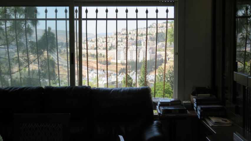 ים סוף 21
