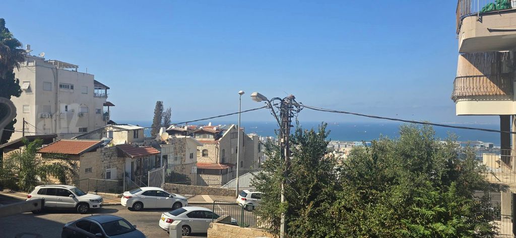 דירה, עבאס, חיפה