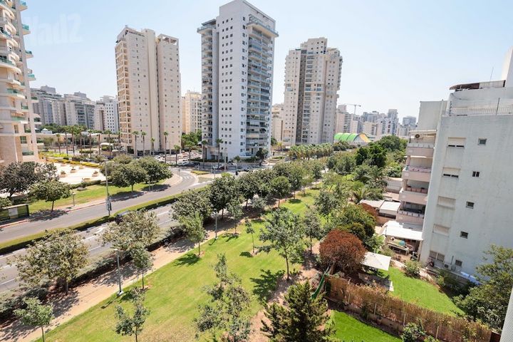 Petah Tikva, Israel 2