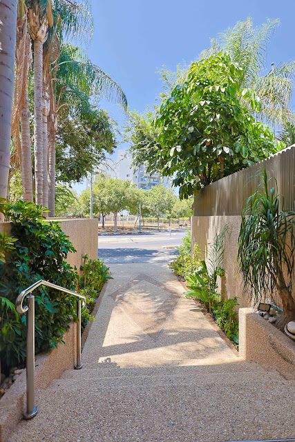 Petah Tikva, Israel 5