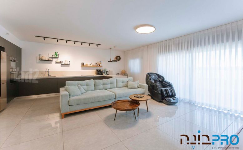 שדרות האלונים 
