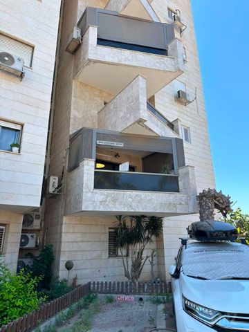 יוסף בורג 12