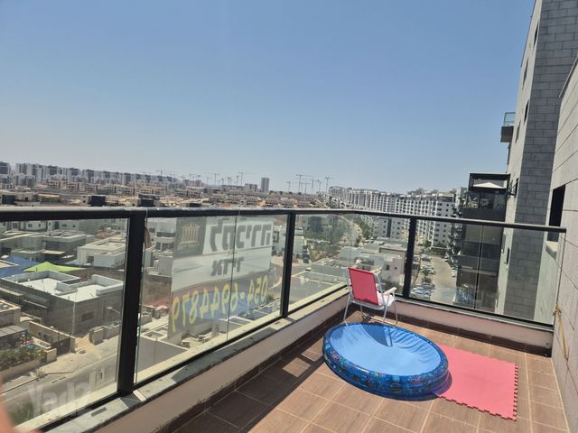 נווה שרון / שער העיר