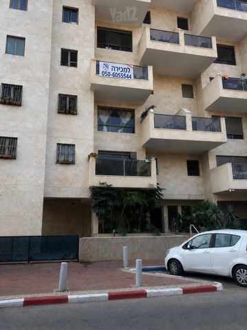 דירה, נווה יהושע, ערמונים, רמת גן