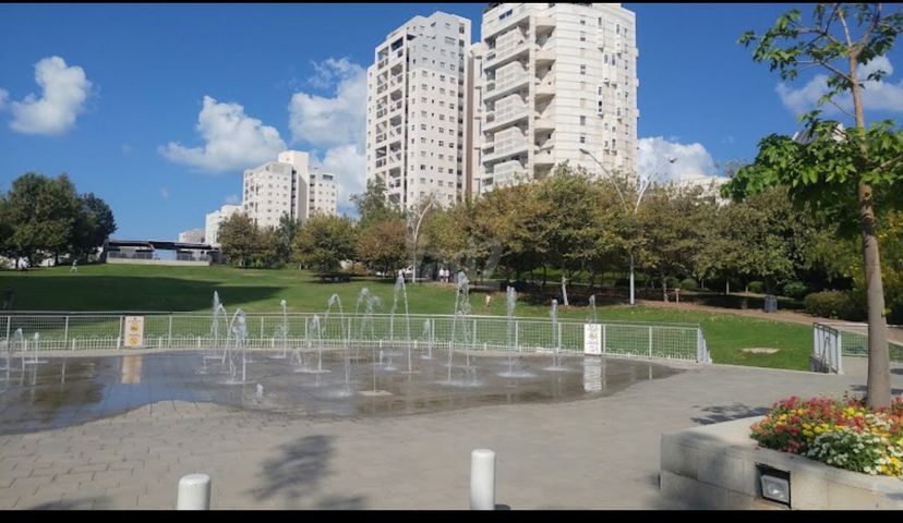 שמעון בן צבי