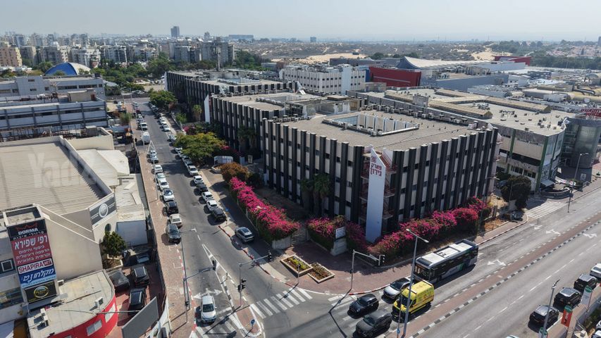 חנויות/ שטח מסחרי, מב"ת מערב, אזור תעשייה חדש, ראשון לציון