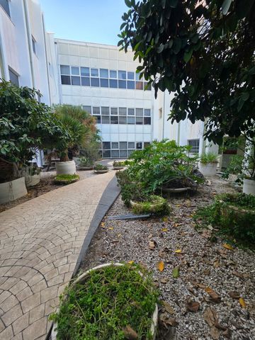 אולמות, מב"ת מערב, אזור תעשייה חדש, ראשון לציון