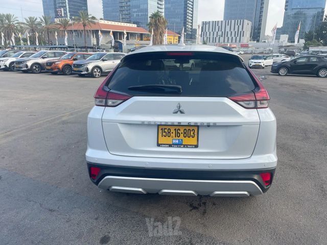 מודעת רכב מיצובישי אקליפס קרוס 2