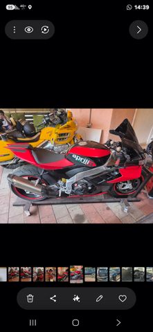 מודעת רכב אפריליה RSV4R