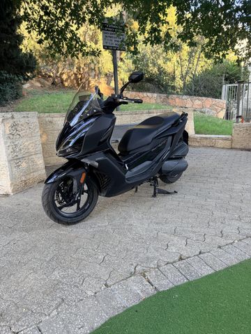 מודעת רכב קימקו דאון-טאון 250