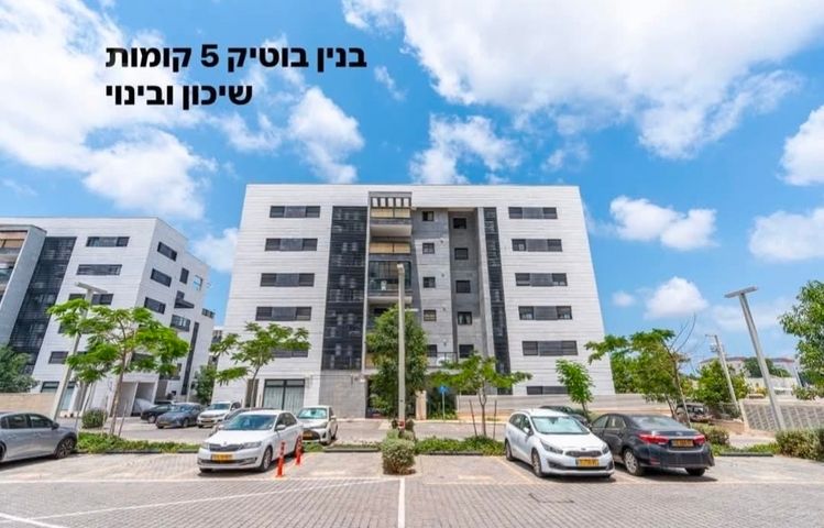 מור 1