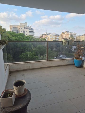 קרית שמונה 20