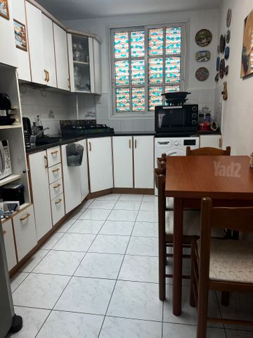 שדרות משה שרת 63