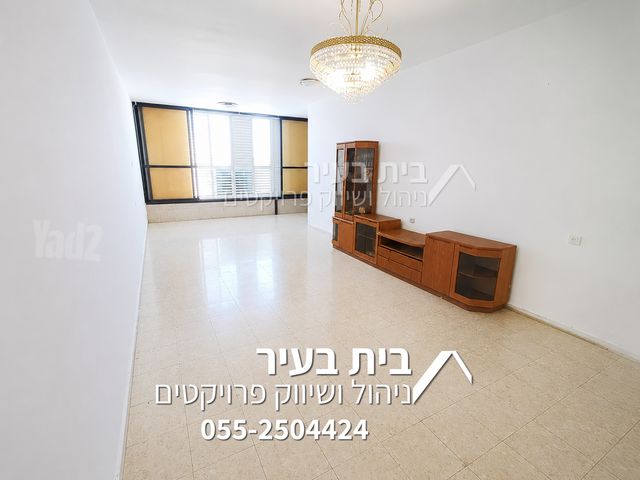 דירה, שכונת בן גוריון, מרכז העיר ג', רמת גן