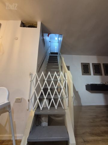 חנקין 44