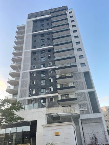 דרך הפארק 19