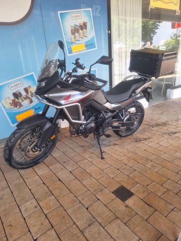 מודעת רכב הונדה טרנסאלפ 700