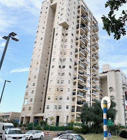 שדרות מנחם בגין 1