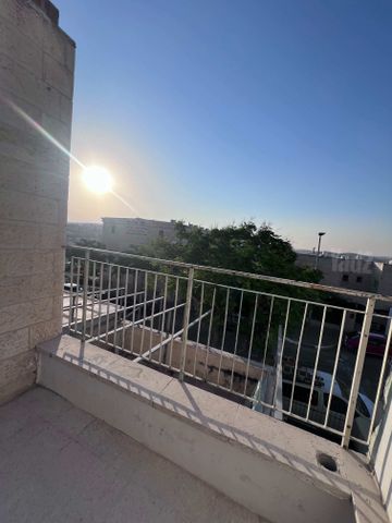הרב פתאל 16