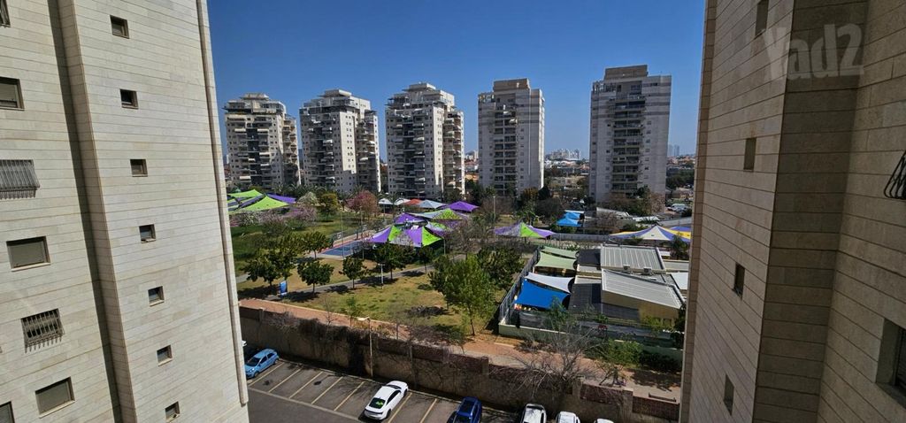 שדרות האלונים 