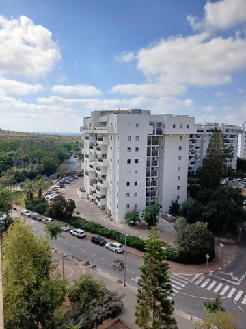 אורי צבי גרינברג 