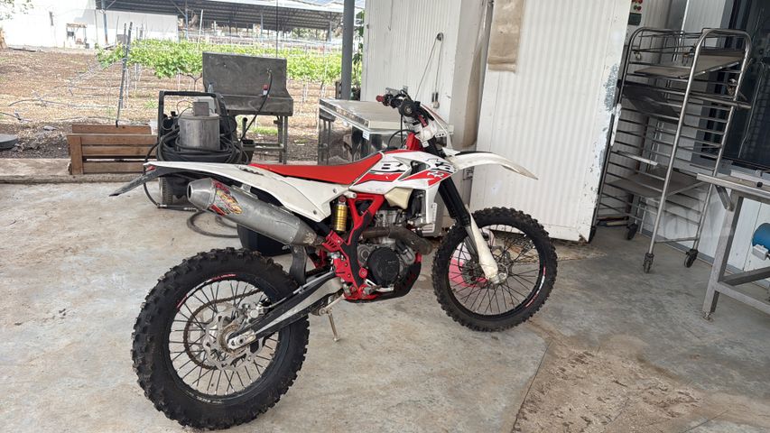 מודעת רכב בטא RR350