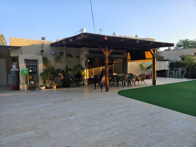הדר 55