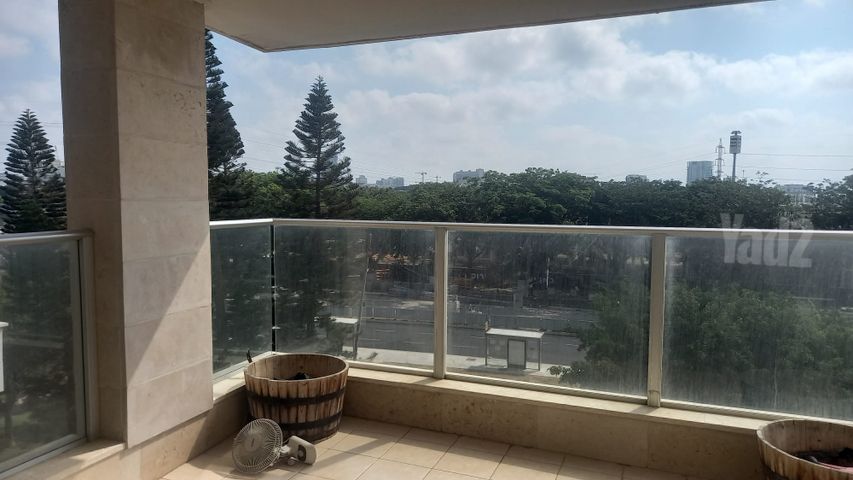 בוני העיר 1