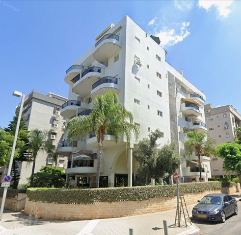 קרית שמונה 33