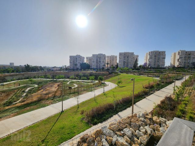 שמעון בר גיורא 18