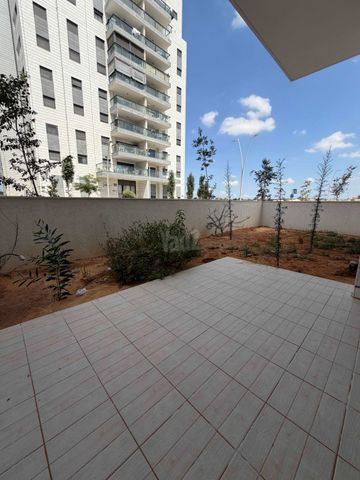 הרב מרדכי אליהו 