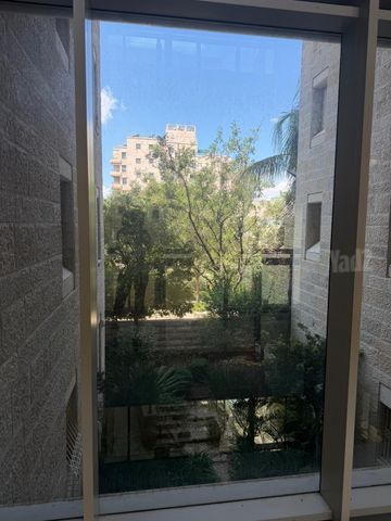דירה למכירה בירושלים (תיווך) — 4