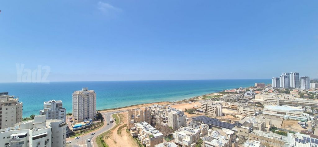 הרב הרצוג 