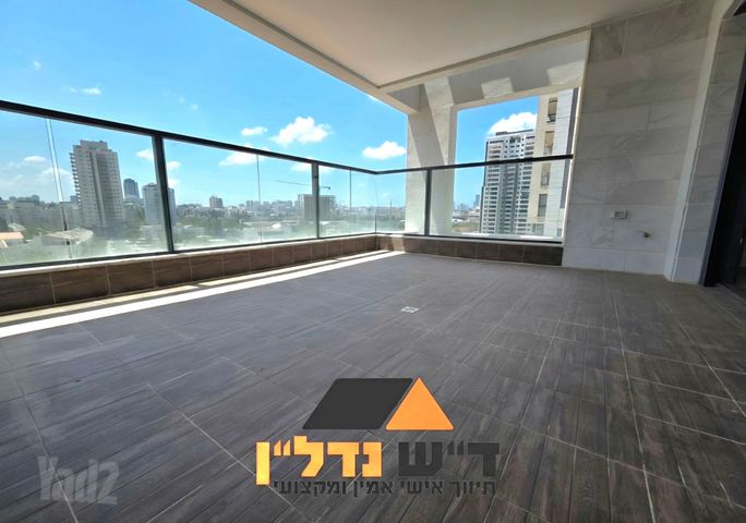 דירה