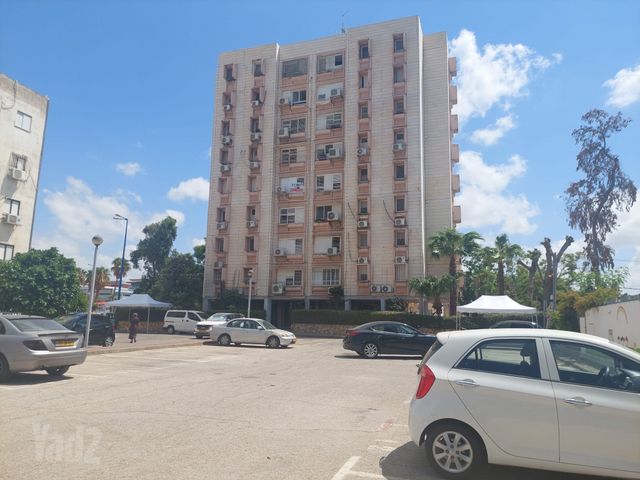 יאיר שטרן