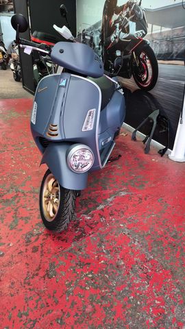מודעת רכב Piaggio V.GTV 300