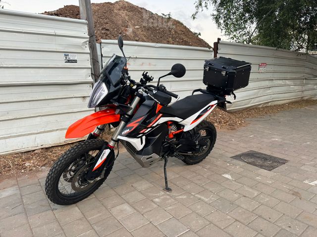 מודעת רכב KTM Adventure 890R
