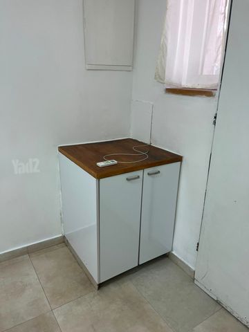 בצלאל 41