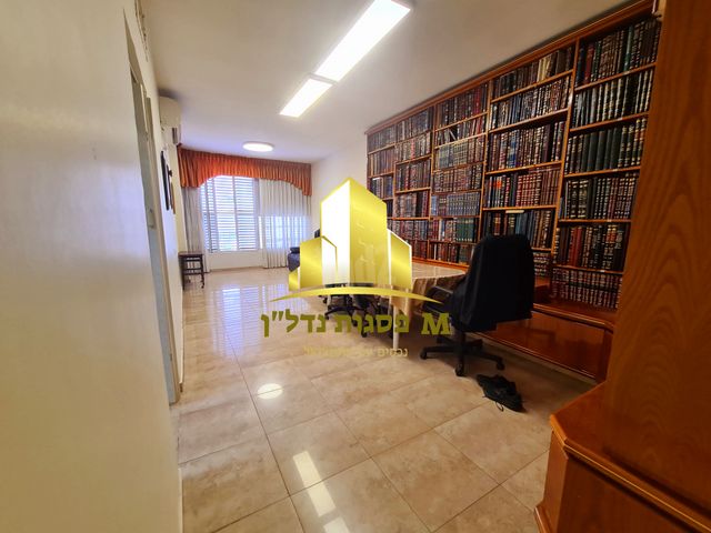 דירה, קרית נדבורנא, בני ברק