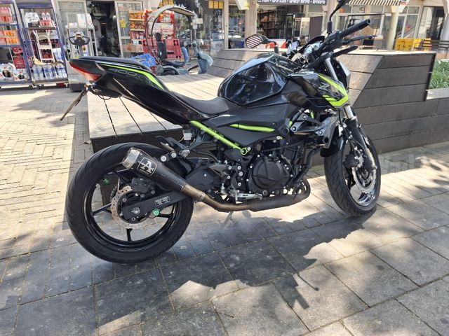 מודעת רכב קאוואסאקי Z400