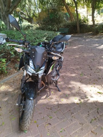 מודעת רכב קאוואסאקי Z500