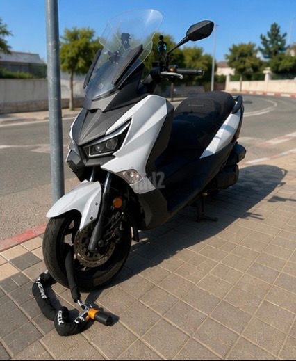 מודעת רכב סאן יאנג ג'וי-מקס Z-250