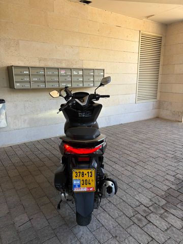 מודעת רכב הונדה PCX 125