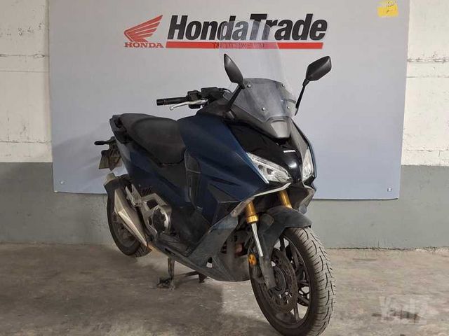 מודעת רכב הונדה FORZA750