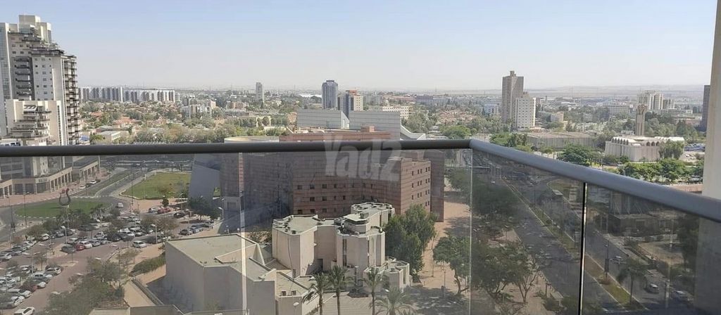 דרך המשחררים 14