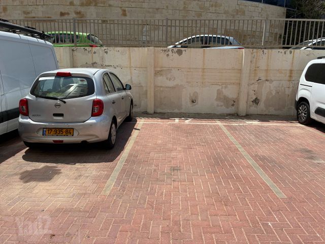 שדרות העצמאות 4