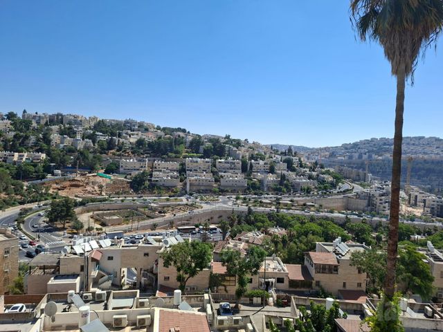 צונדק 12